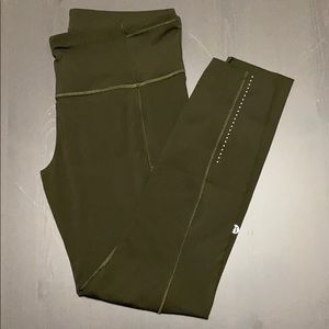 Lululemon Fast and Free 25” Dark Olive Size 10 EUC